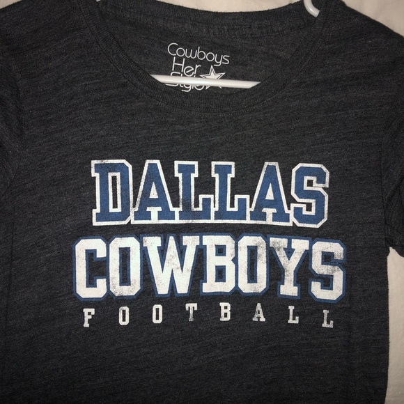 Dallas Cowboys Shirt NEVER WORN LARGE - Picture 1 of 2